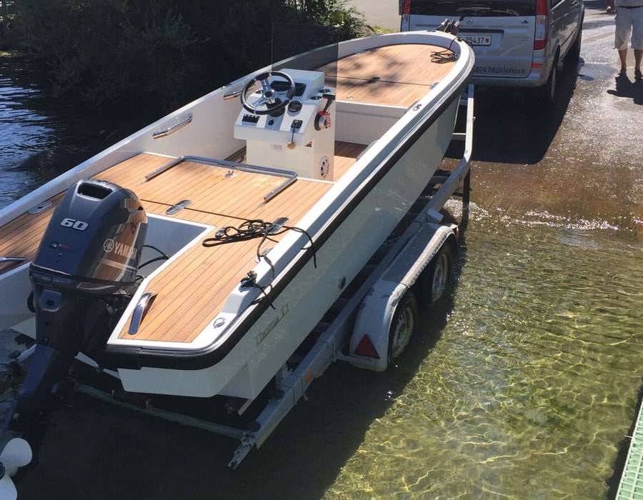 Das Sportboot für grossen Fahr- und Badespass_Thoma T einfach Slippen